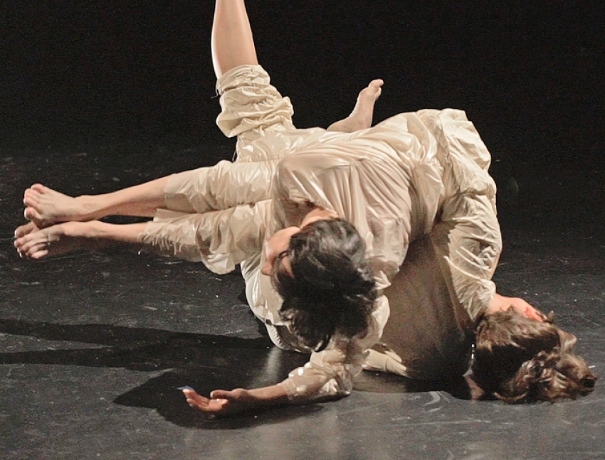 ONE+ONE: Public Intimate, Performance #2