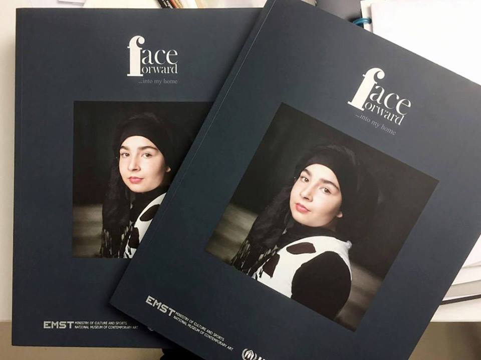 Presentation of the catalogue of Face Forward ...into my home